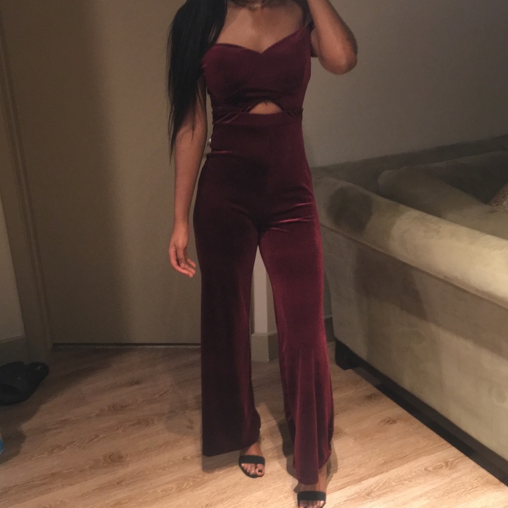 Burgundy off the shoulder Jumpsuit